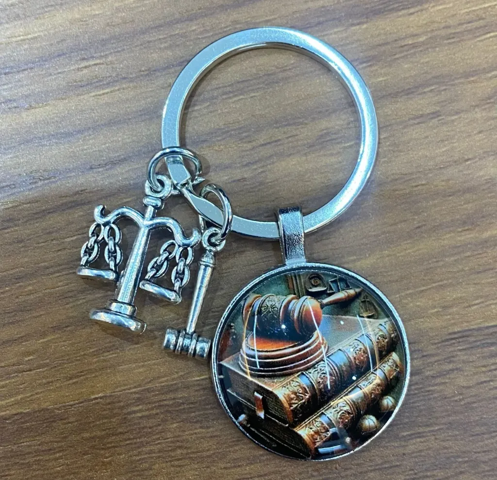 LLAVERO PROFESIONAL DE DERECHO