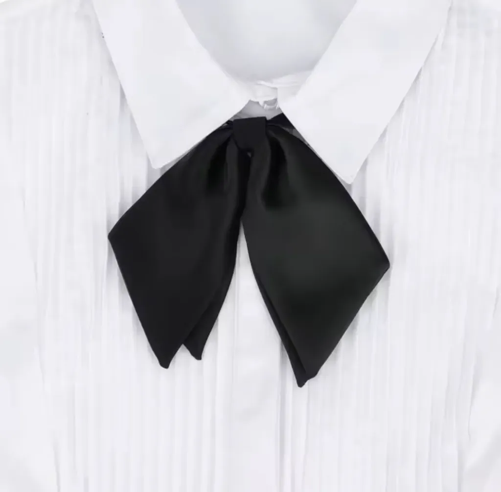 CORBATA DOBLE ESTILO MARIPOSA AJUSTABLE DAMAS
