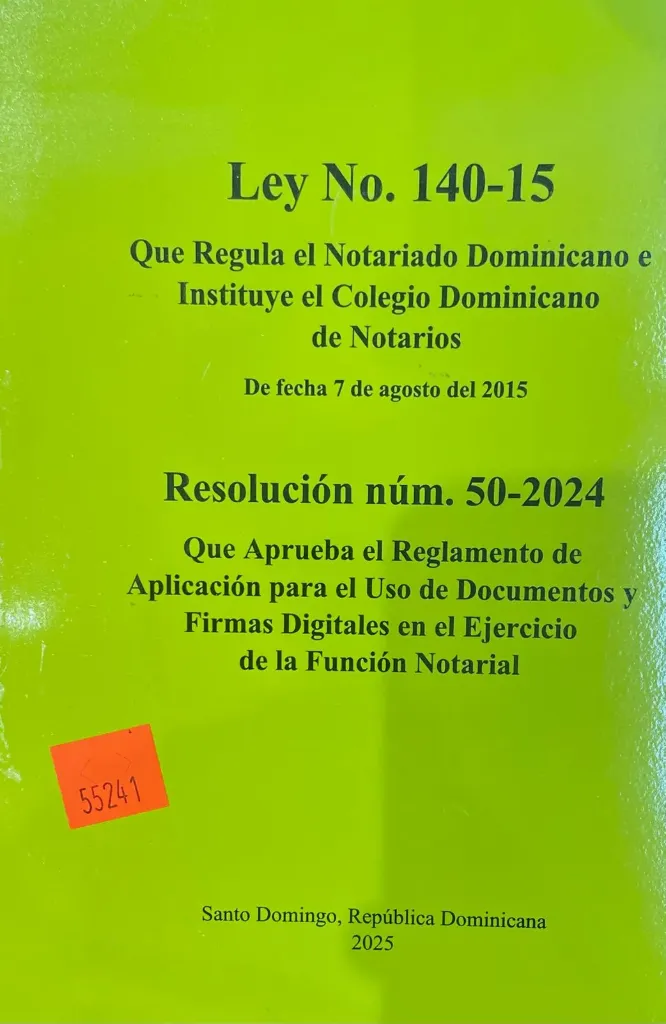 LIBRO - LEY 140-15 QUE REGULA EL NOTARIO DOMINICANO