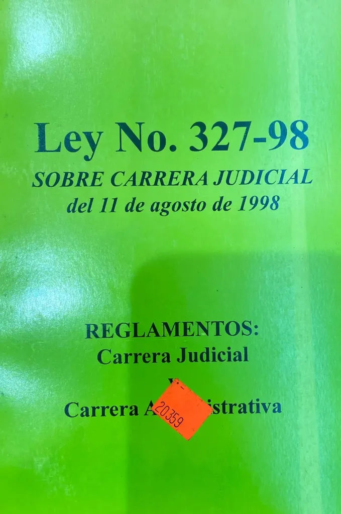 LIBRO - LEY 327-98 CARRERA JUDICIAL